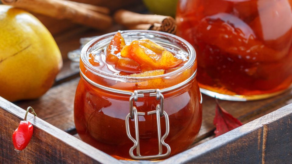 Варенье из груш превратится в изысканный десерт: рецепт от шеф-повара
