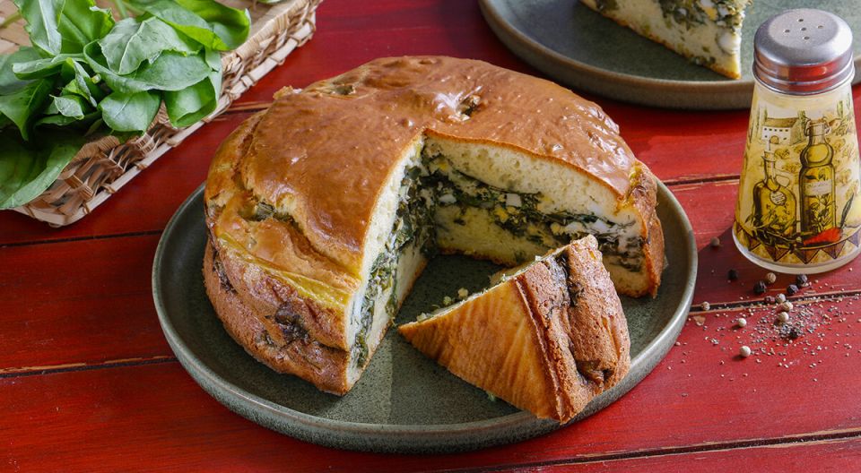 Окружите себя яркими вкусами с заливным пирогом со щавелем