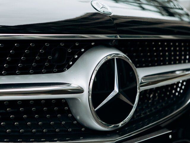 Mercedes-Benz ������������ �� ���������� ����� � ����� �������� ������