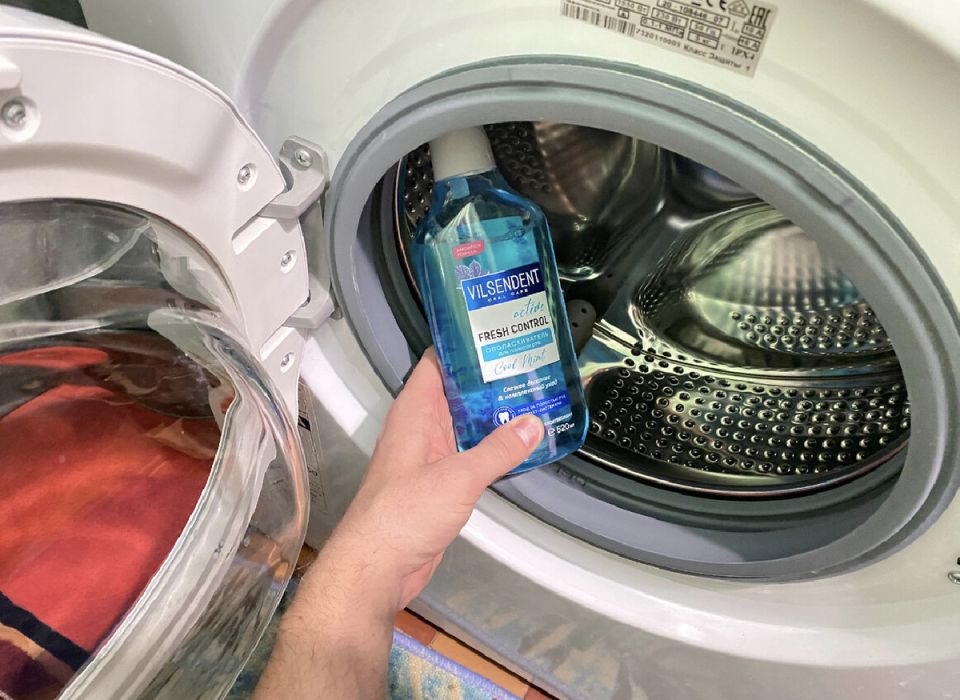 Почему ополаскиватель для рта может пригодиться и в быту