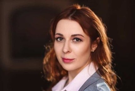 Марина Ахмедова: Не могу понять сейчас плача по застрелившемуся Старовойту