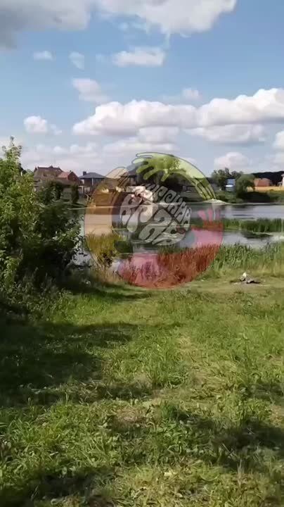       ,          !
