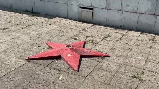  :       