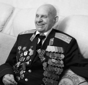           ,    1945       ,  -  