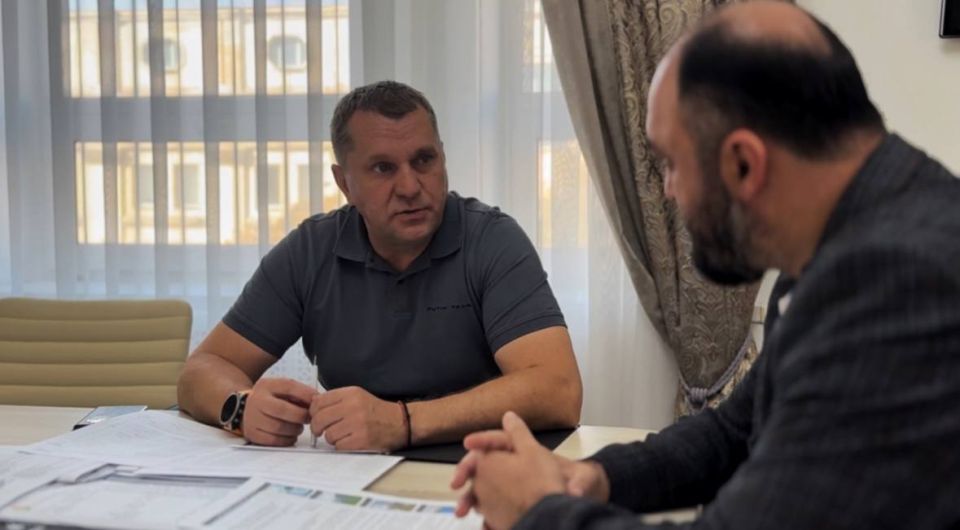 Вчера встретился с врио министром культуры Курской области Робертом Григорьяном