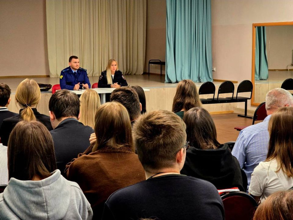 В Октябрьском районе со школьниками обсудили вопросы безопасности дорожного движения