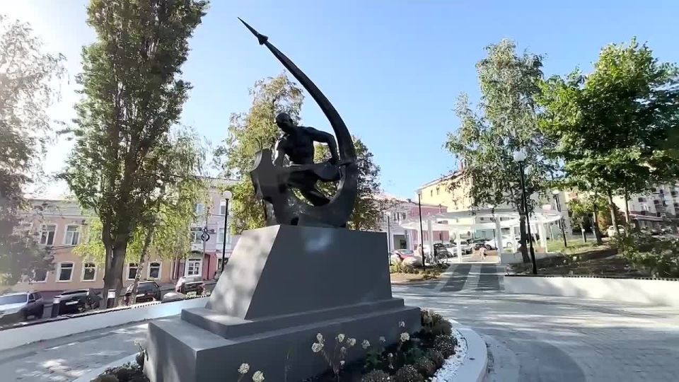 123 Сергей Котляров поздравил курян с 993-летием города