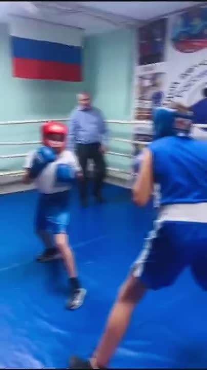 В спортивном зале МБОУ «СОШ №6» г. Курчатова в рамках реализации социально-спортивного проекта АО «Концерн Росэнергоатом» «Атомная Энергия Спорта» при поддержке Администрации г. Курчатова, АНО «ЦССТ», МАУДО СШ г. Курчатова...