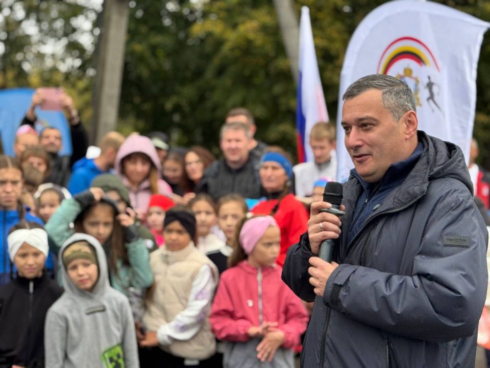 В Курске на Боевке открыли новую прогулочную и беговую зоны