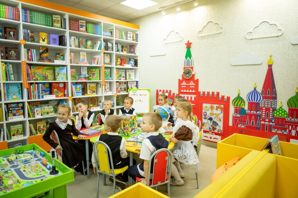 Сергей Котляров: В Курске на одну модельную библиотеку стало больше! Сегодня свои двери для читателей распахнула библиотека на проспекте Ленинского Комсомола, 61