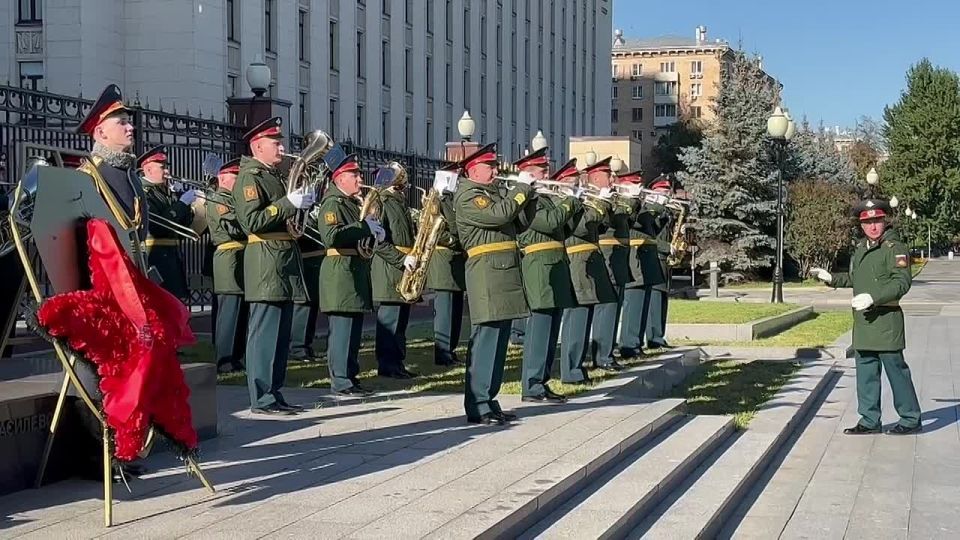 Игорь Кастюкевич: Маршал А.М. Василевский говорил: «Можно быть не совсем готовым к войне, но если реально пришло время ее встретить, нужно смело перешагнуть порог!»
