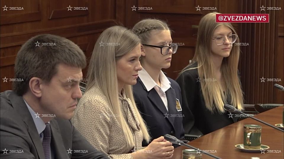 Белоусов вручил "Золотую Звезду" Героя России семье младшего лейтенанта Константина Чиркова