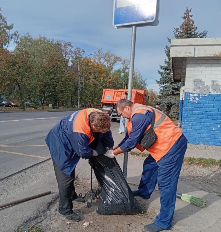 Дорожные службы продолжают интенсивную работу по уборке города