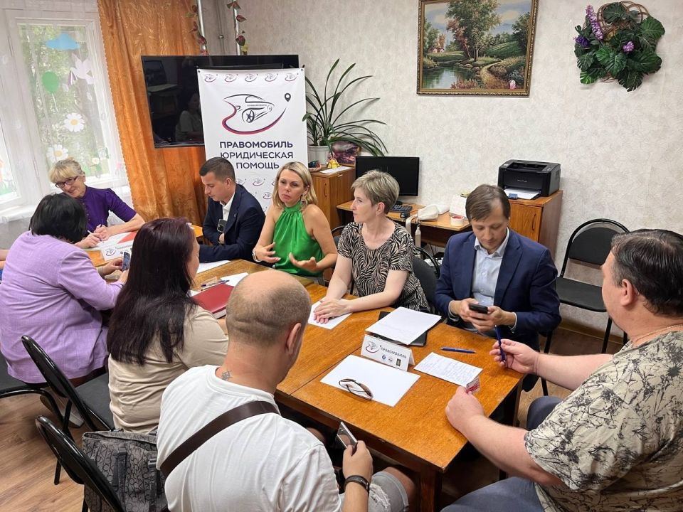 Курянам напомнили о графике выездных приемов проекта «Правомобиль» в Дирекции по жилищным субсидиям