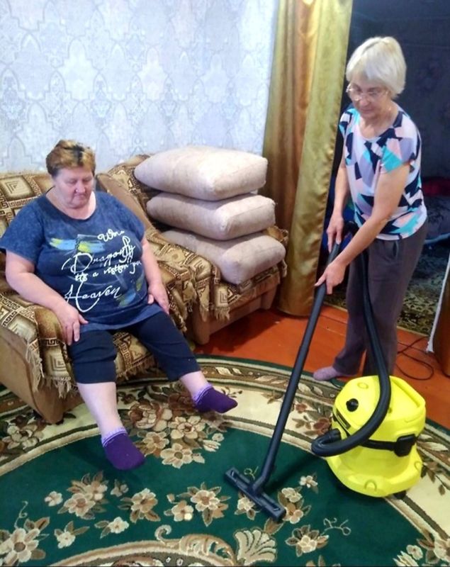 В комплексном центре социального обслуживания Золотухинского района в Декаду пожилого человека проходит акция "Прояви заботу"