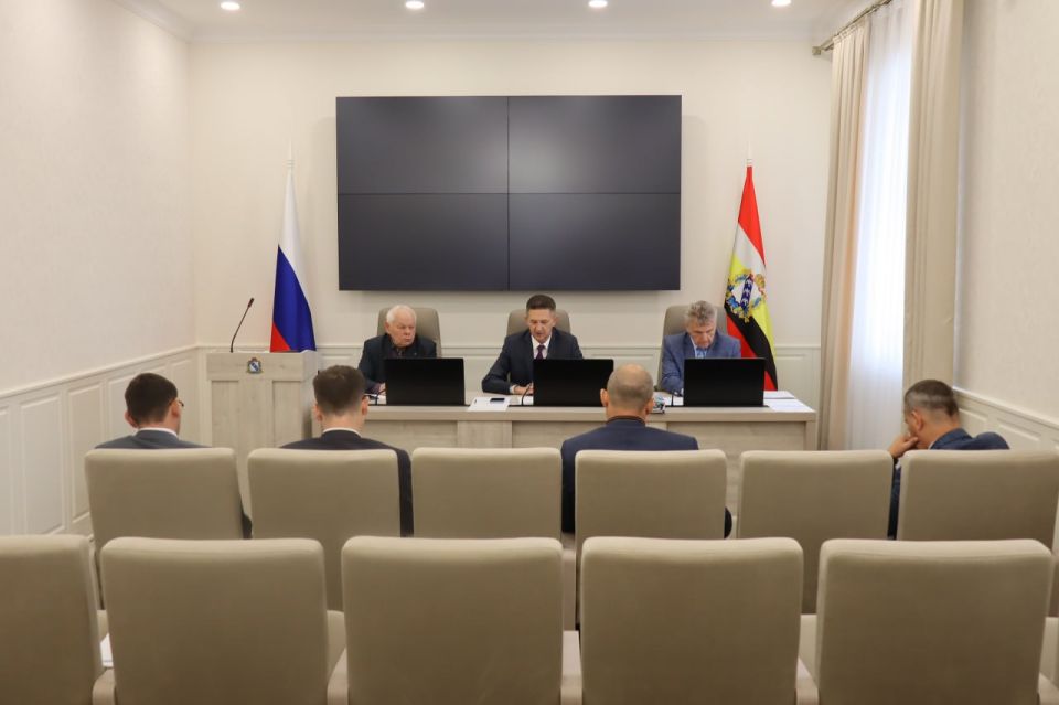 В финал отбора на должность главы Курска вышли 2 кандидата