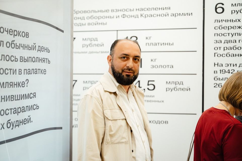 Сегодня особенный день. Мы поздравляем с днем рождения нашего любимого руководителя, наставника и настоящего друга – Роберта Юрьевича Григорьяна!