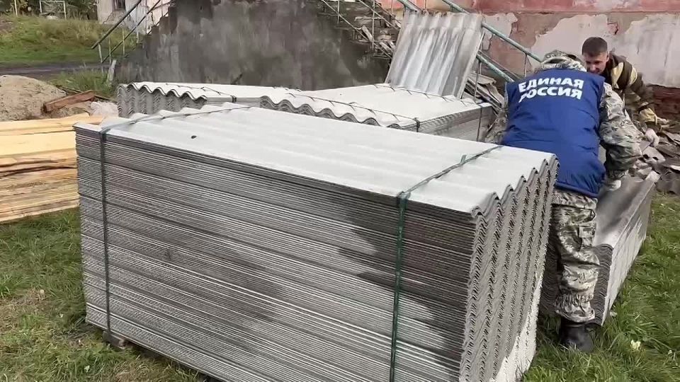 Игорь Кастюкевич: #КурскийРубеж . Продолжаем работать на школе в Курском приграничье