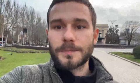  :    30    