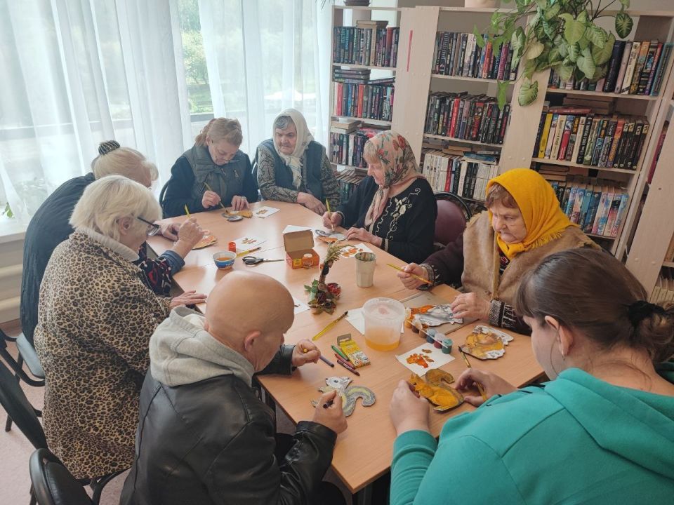 В стенах Железногорского дома социального обслуживания развернулся настоящий творческий марафон, наполненный вдохновением и радостью!