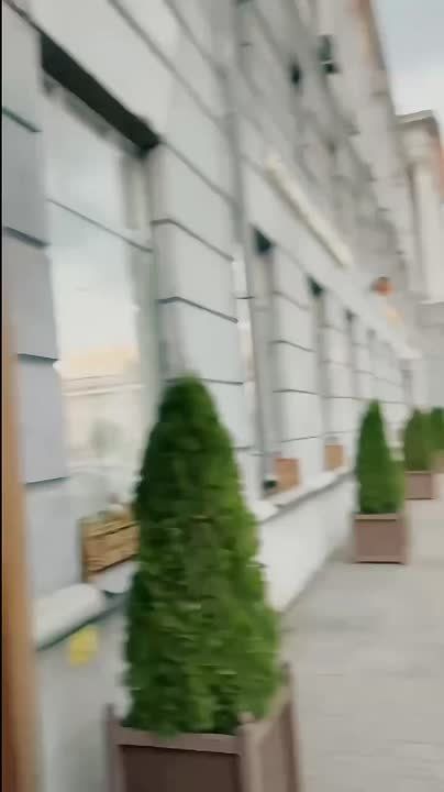 ART WINE в Банкетном комплексе «Центральном» — жемчуг, золото и искусство в бокале