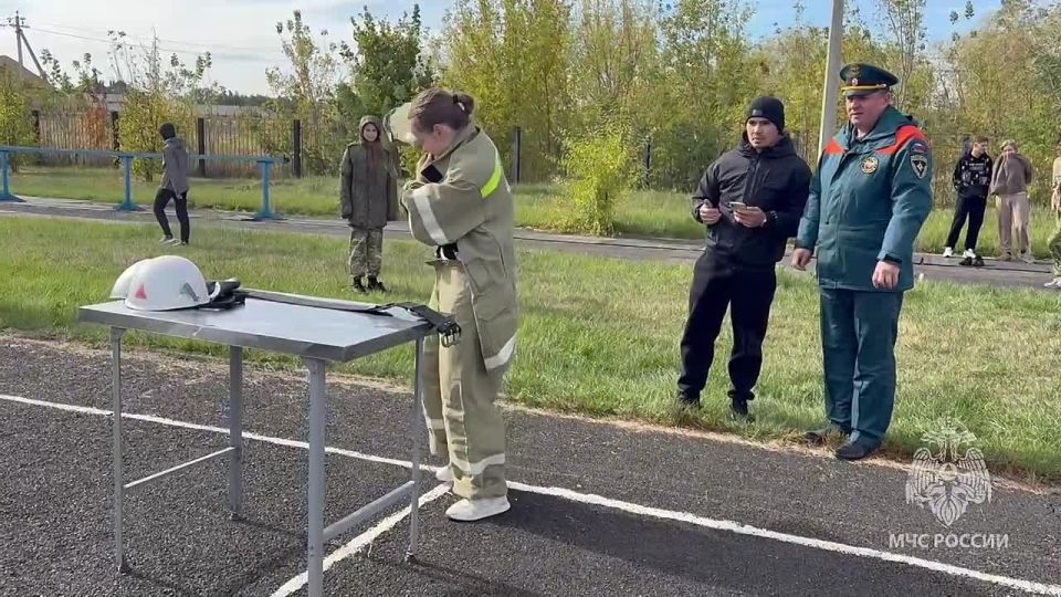 В Курске прошли соревнования по пожарно-спасательному спорту