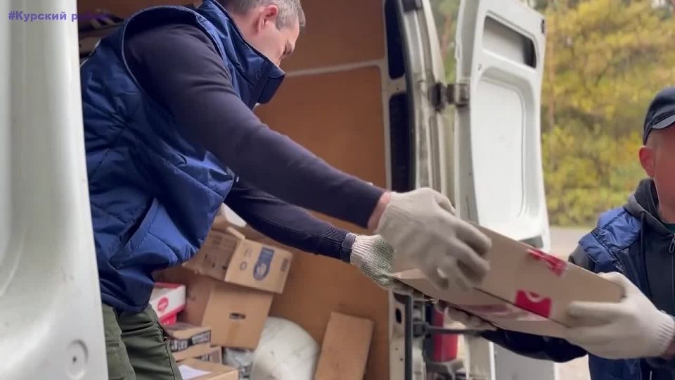 Игорь Кастюкевич: #КурскийРубеж. Гуманитарную помощь, которая накануне была привезена на «Курский рубеж» от жителей Москвы и Московской области, отправили военнослужащим на передовую (в дополнение к государственному...