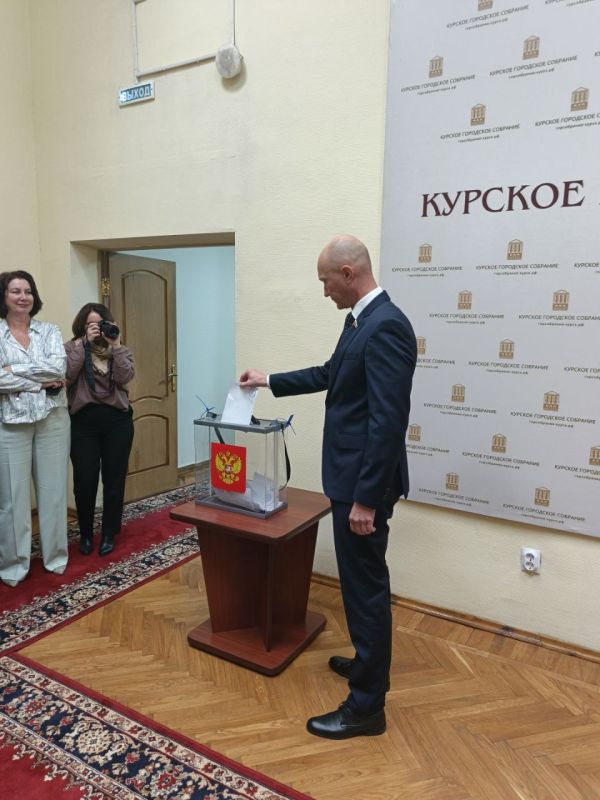 Начался процесс тайного голосования
