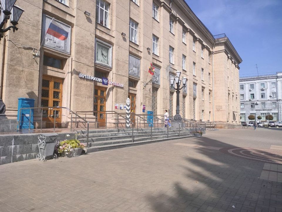 Губернатор Курской области поздравил почтовых работников с профессиональным праздником