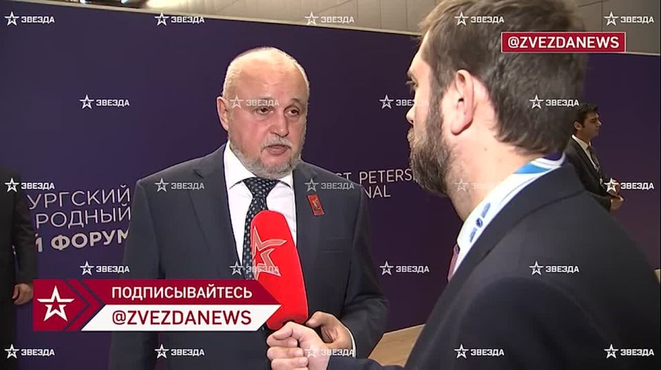 ©©©©©Бензином обеспечены все федеральные заправки в Курской области, цены на топливо повышает ряд небольших компаний, заявил "Звезде" министр энергетики РФ Сергей Цивилев