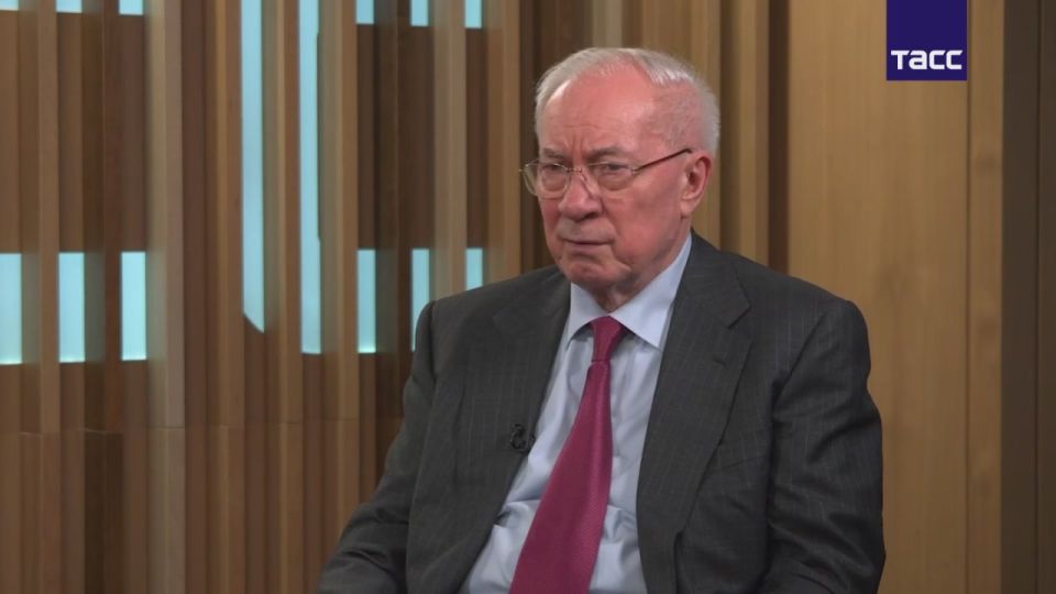 «Беда Украины в том, что ее руководитель принимает решения под действием препаратов»