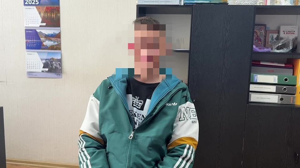 В Железногорске сотрудники полиции пресекли противоправные действия несовершеннолетнего и приняли меры для его помещения в Центр временного содержания несовершеннолетних правонарушителей