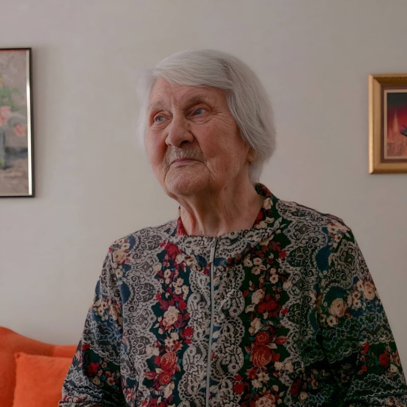 Александр Хинштейн поздравил со 100-летием участницу Великой Отечественной войны Августу Карлышеву