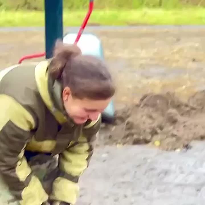 Игорь Кастюкевич: Маленькие помощники наших волонтеров)