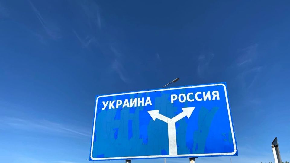 На территории Хомутовского района отмечается активность вражеских беспилотников