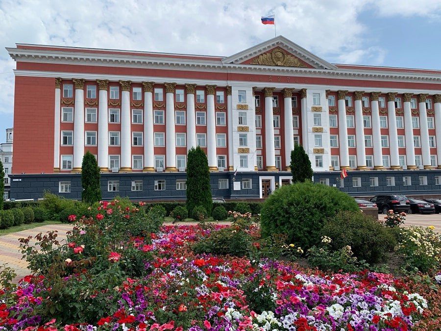 Хинштейн анонсировал сокращение чиновников