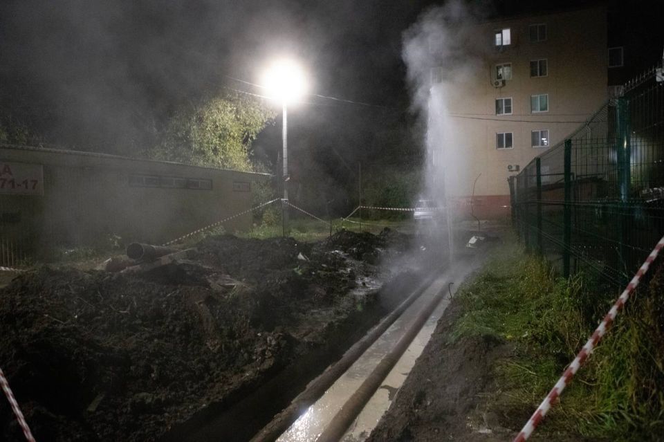 При ремонте на Сумской нашли ещё участки ветхой теплосети