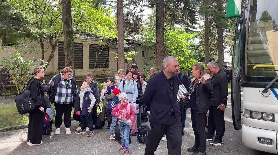 Дети из курского приграничья приехали на отдых в Абхазию