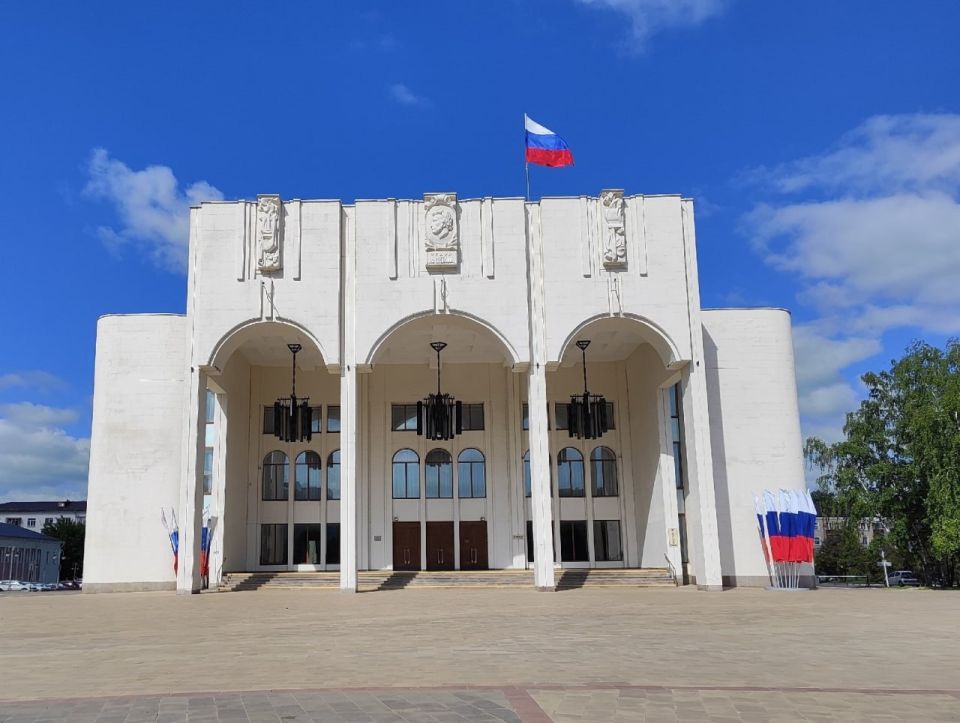 В Курске билеты на спектакли с Машковым и Мироновым разобрали за 10 минут