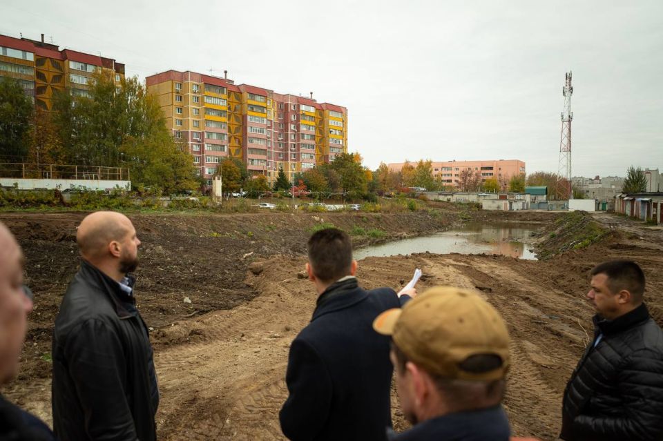Курский сквер "завис" из-за проекта, но детские площадки радуют город