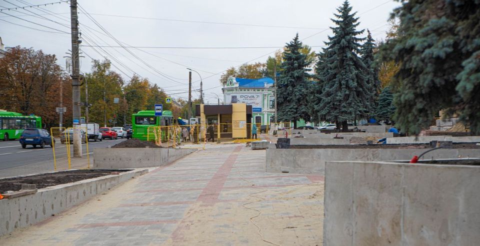 В сквере возле ТЦ «Куряночка» отремонтируют тротуары
