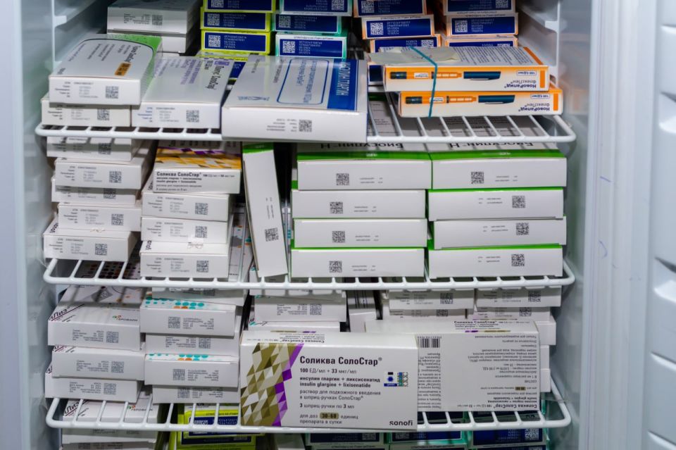 В Курской области закупили лекарства для льготников на 350 млн рублей, сообщил врио первого замгубернатора Александр Чепик