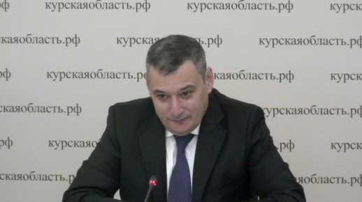 Хинштейн будет выслеживать чиновников, которым удалось купить билеты на спектакль с Машковым