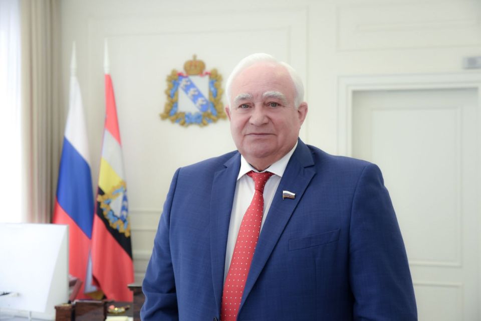 День военного связиста отмечаем мы сегодня в России