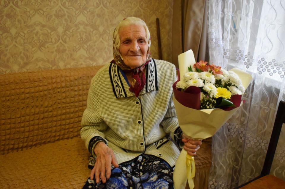 Александр Фролков: 20 октября 90-летний юбилей отпраздновала жительница слободы Михайловки Александра Ивановна Стешина
