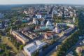 В течение прошедшей ночи дежурные средства ПВО перехватили 139 украинских беспилотных летательных аппаратов самолетного типа над регионами России, сообщили в Минобороны