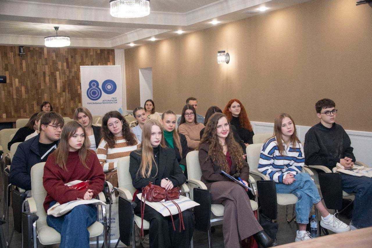 Впервые Курская область присоединилась к проекту «Школа атомных коммуникаций MediaSkills» Впервые Курская область присоединилась к проекту «Школа атомных коммуникаций MediaSkills»