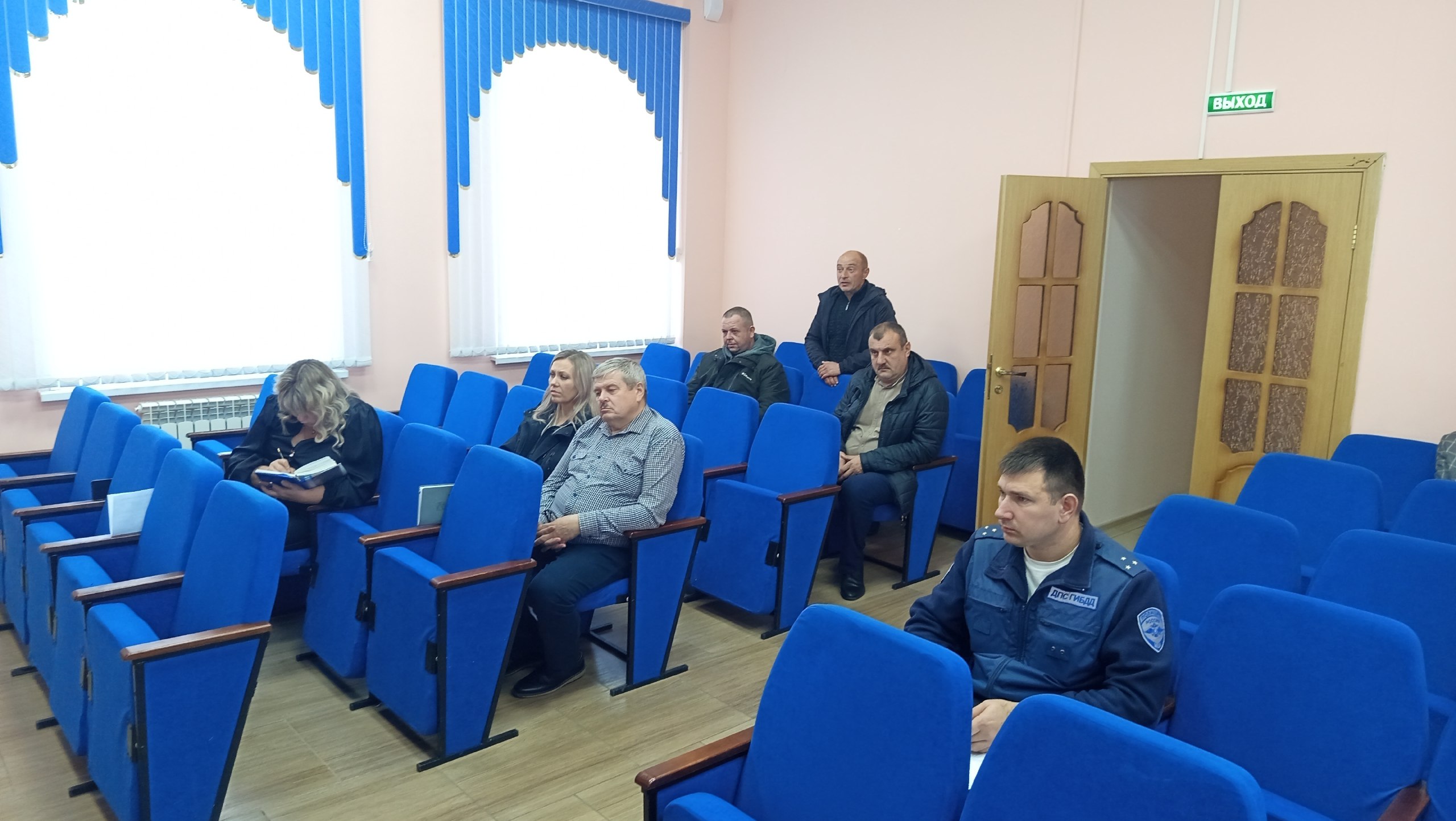 23.10.2025 г. в Администрации Горшеченского района прошло заседание комиссии по БДД 23.10.2025 г. в Администрации Горшеченского района прошло заседание комиссии по БДД