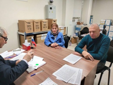 Павел Золотарев: Сегодня работал с нотариусом Глушковского нотариального округа