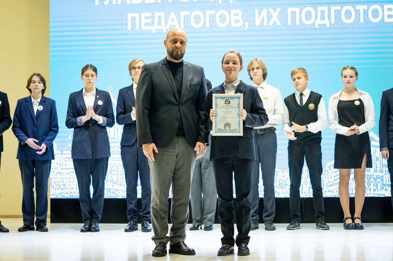 Юным и талантливым – стипендия главы! Юным и талантливым – стипендия главы!